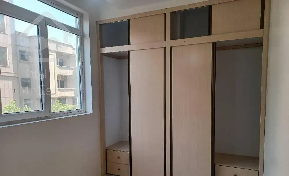 ۸۳ متر ( نوساز) شرق مرزداران