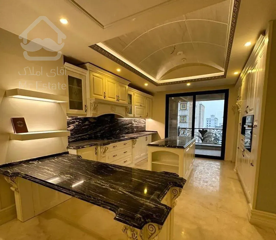 210متر برج باغ آجودانیه فول مشاعات