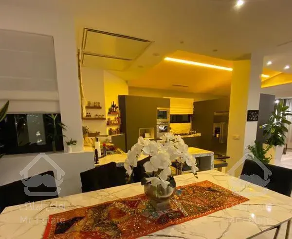 ۱۵۰متر//فول مشاعات//صرافهای شمالی