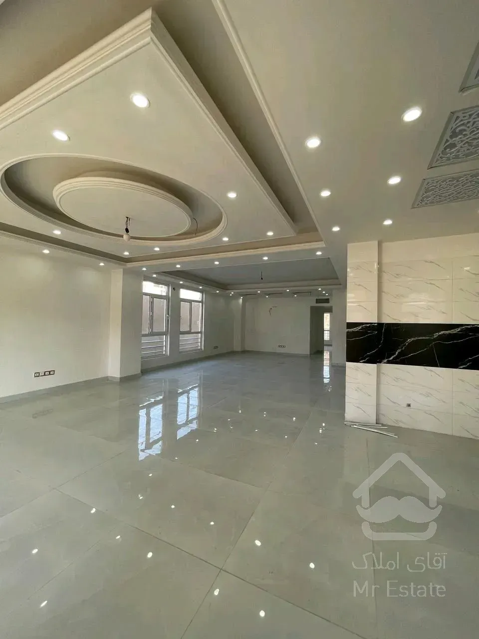 علی حسنی/۱۶۵متر۳خواب/تکواحدی و نوساز/