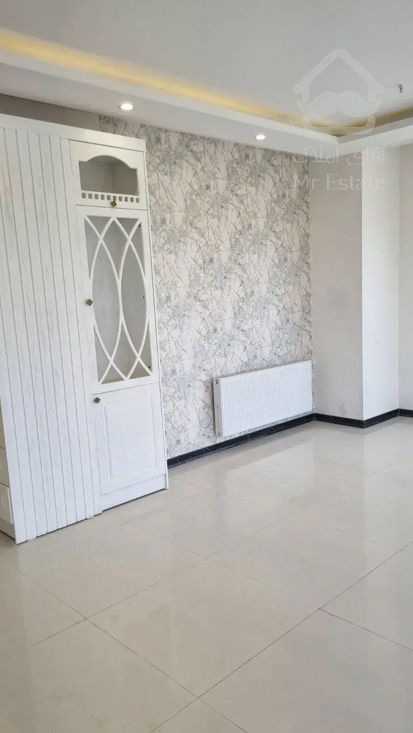 فروش آپارتمان 125 متری صفر فول امکانات واقع در بلوار فرشچیان محله فارغ التصیلان