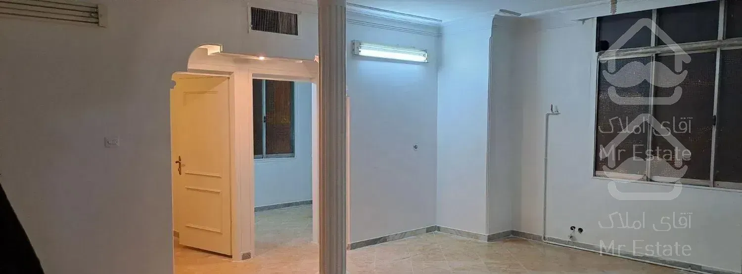 ۱۱۰ متر کل ملک ۸۵ متر بنا دو تا اتاق خواب