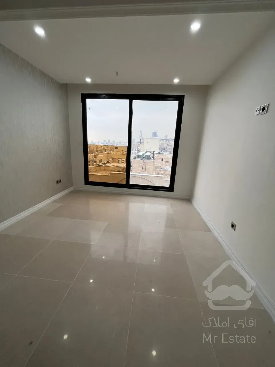 فروش واحد 220 متری رونیکا پالاس قیطریه