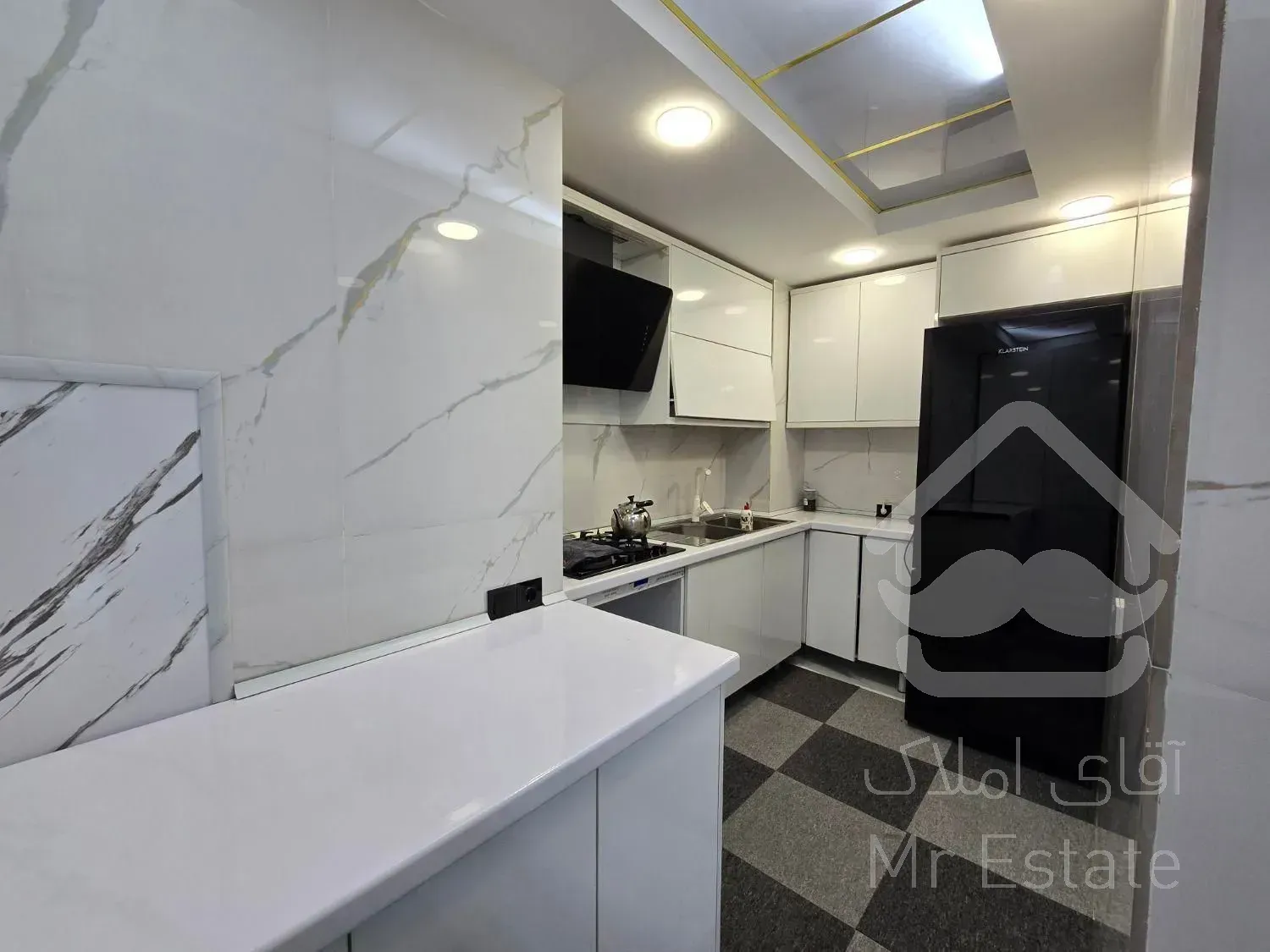 300متر سعادت آباد *سند اداری*۵پارکینگ*