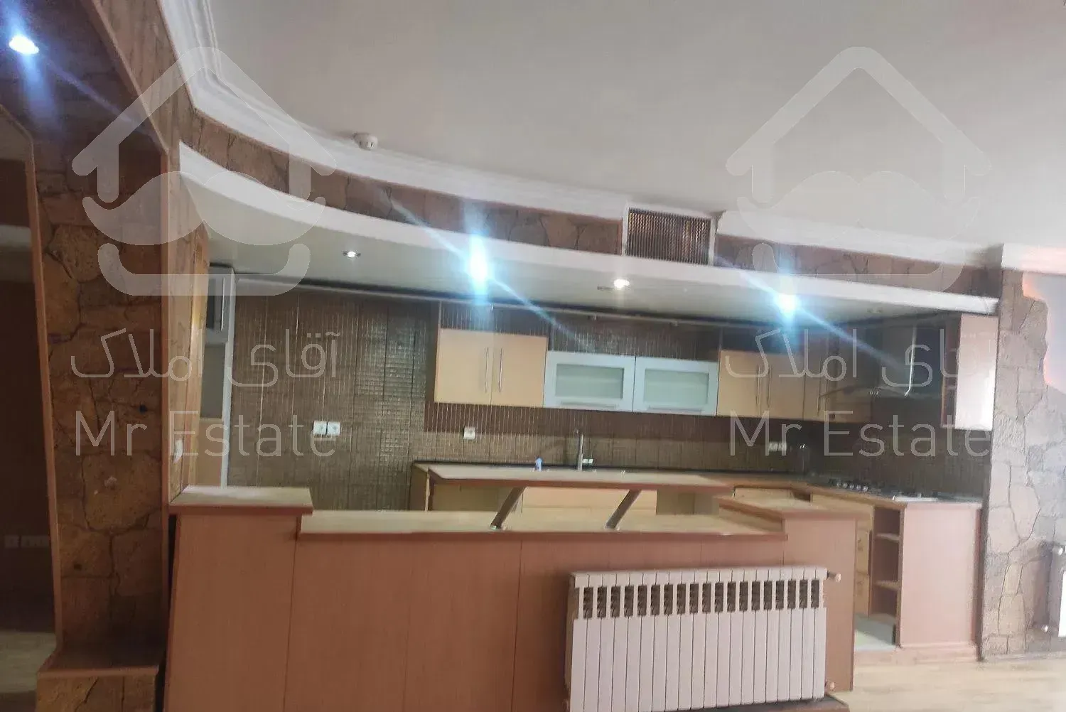 130متر/2خواب/حیاط اختصاصی/کوی فراز/سعادت اباد