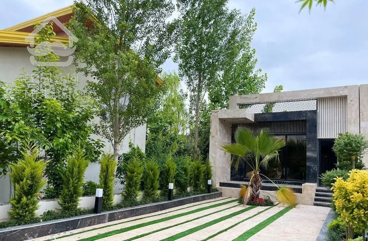 همکف نمامدرن/شهرکی اصیل/درجاده دریا/نور