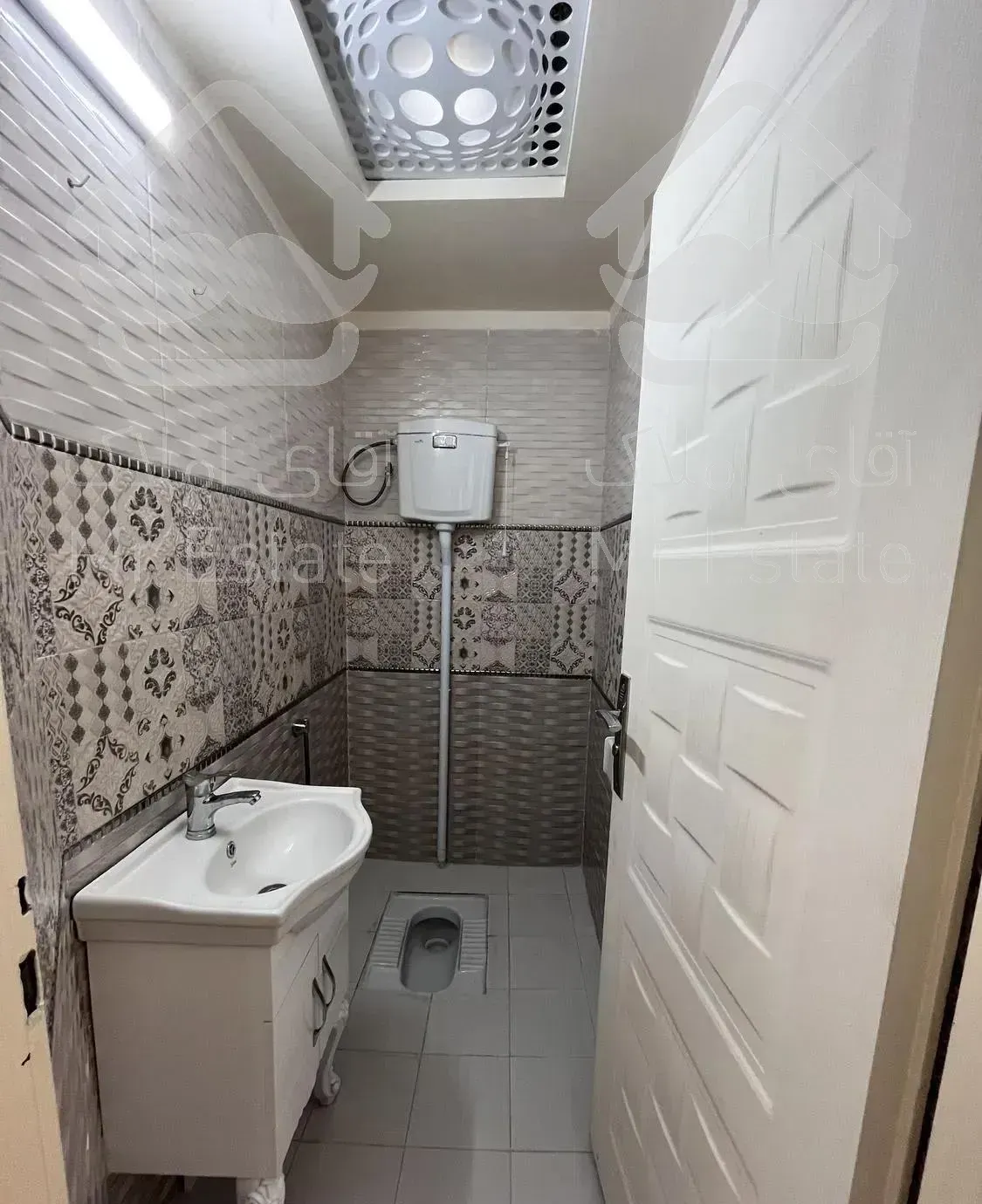 ۵۳ متر بسیارشیک در۱۳۳