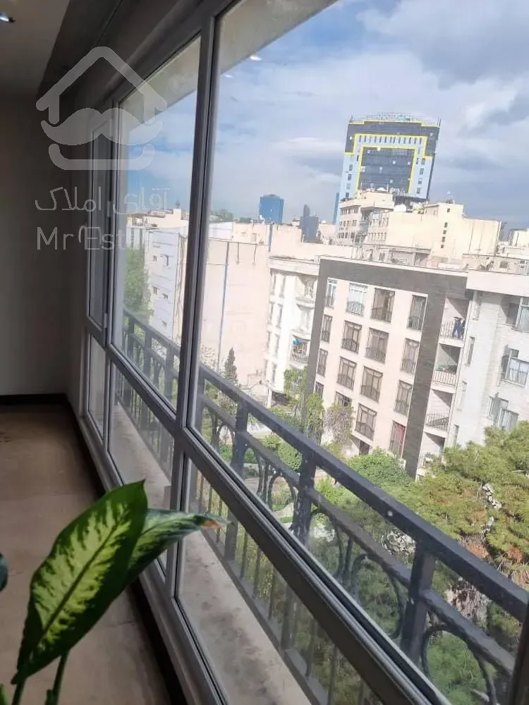 ۱۳۰متر واحد دوخواب/لوکس/کلید نخورده