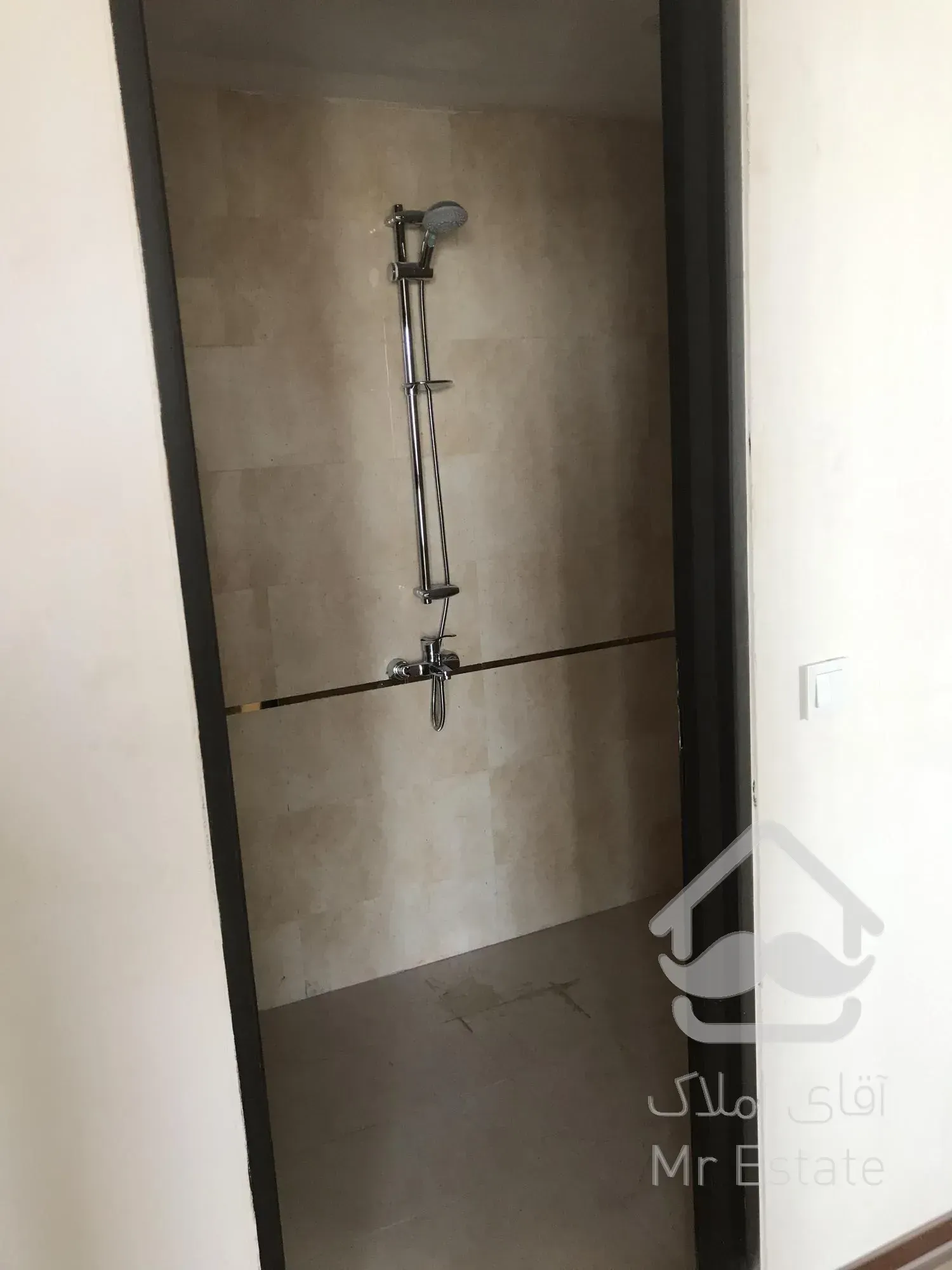 ۱۰۵ متر کلید نخورده در دریاچه