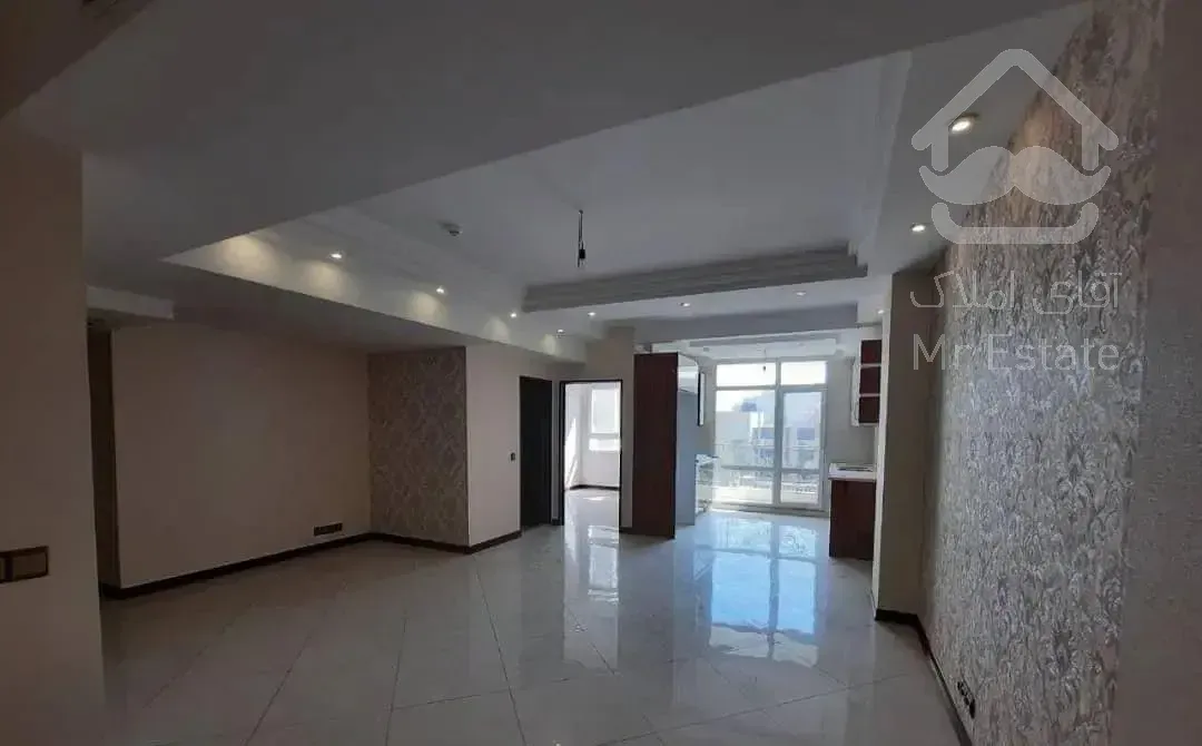 گاندی ۷۵ متر ۱ خوابه ۵ ساله