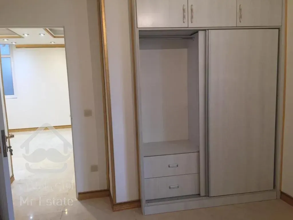 پاسداران 100 متر با سند اداری