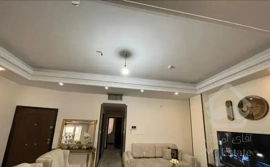 آپارتمان ۹۵متری سالن پرده خور غرق نور(ویو ابدی)