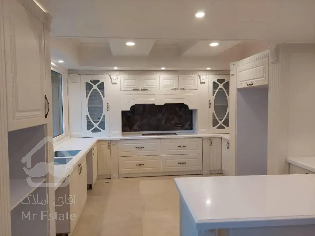 فروش اپارتمان 200 متری زعفرانیه