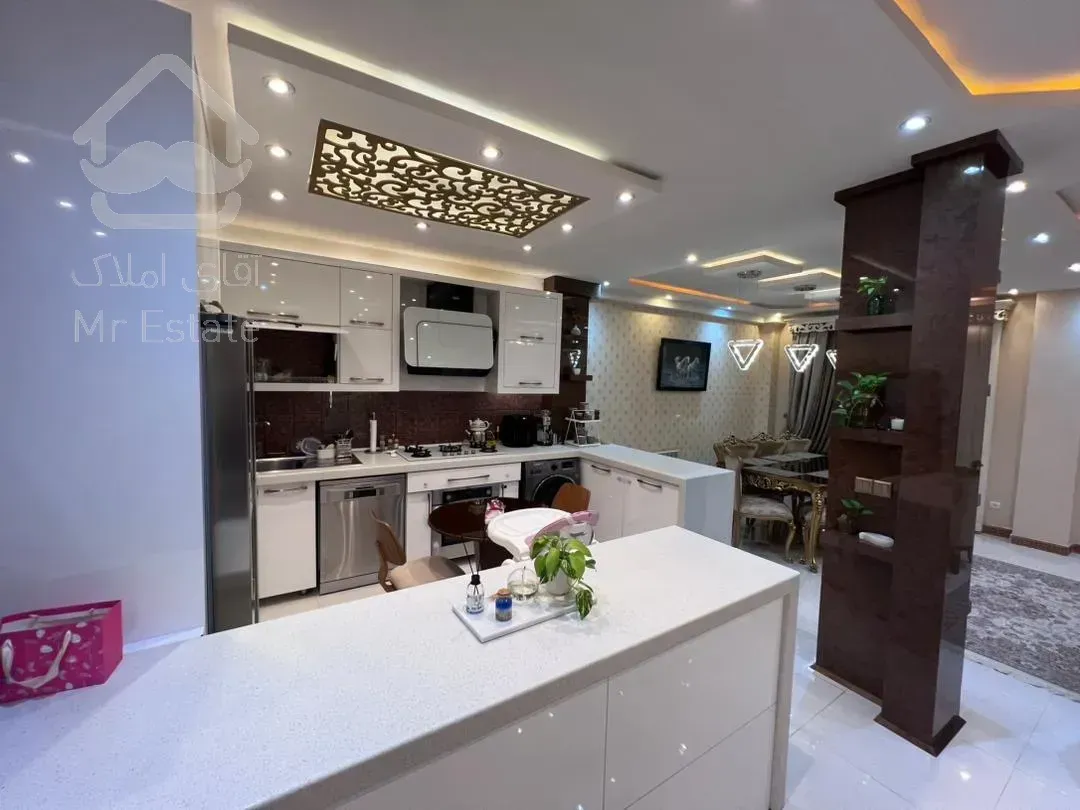 فروش ویلای ۲۶۰ متری متروپل