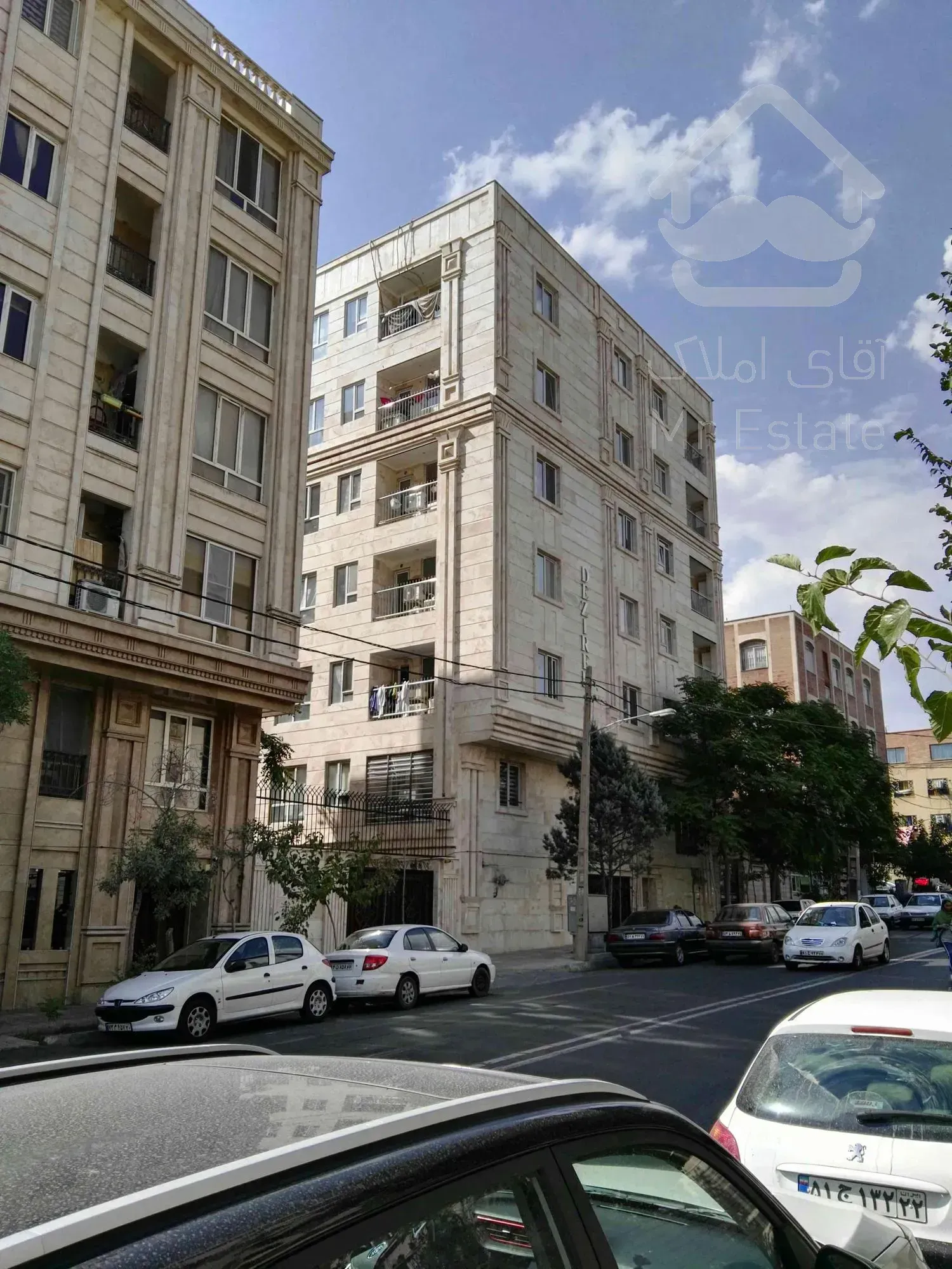 اجاره آپارتمان ۱۱۷ متری سه ساله بلوار فردوس شرق