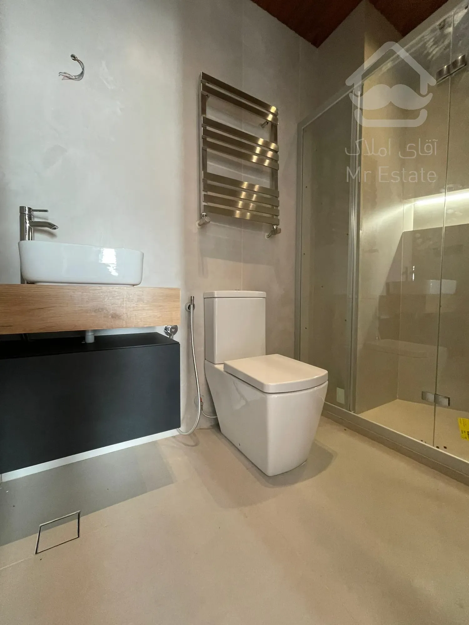 فر‌وش آپارتمان ۱۲۴ متری نوساز ۳ خوابه