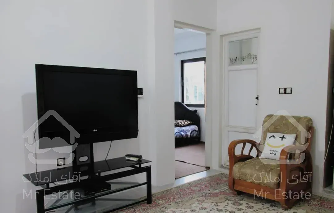 ویلا باغ زیبا با حیاط ۴۵۰ متری