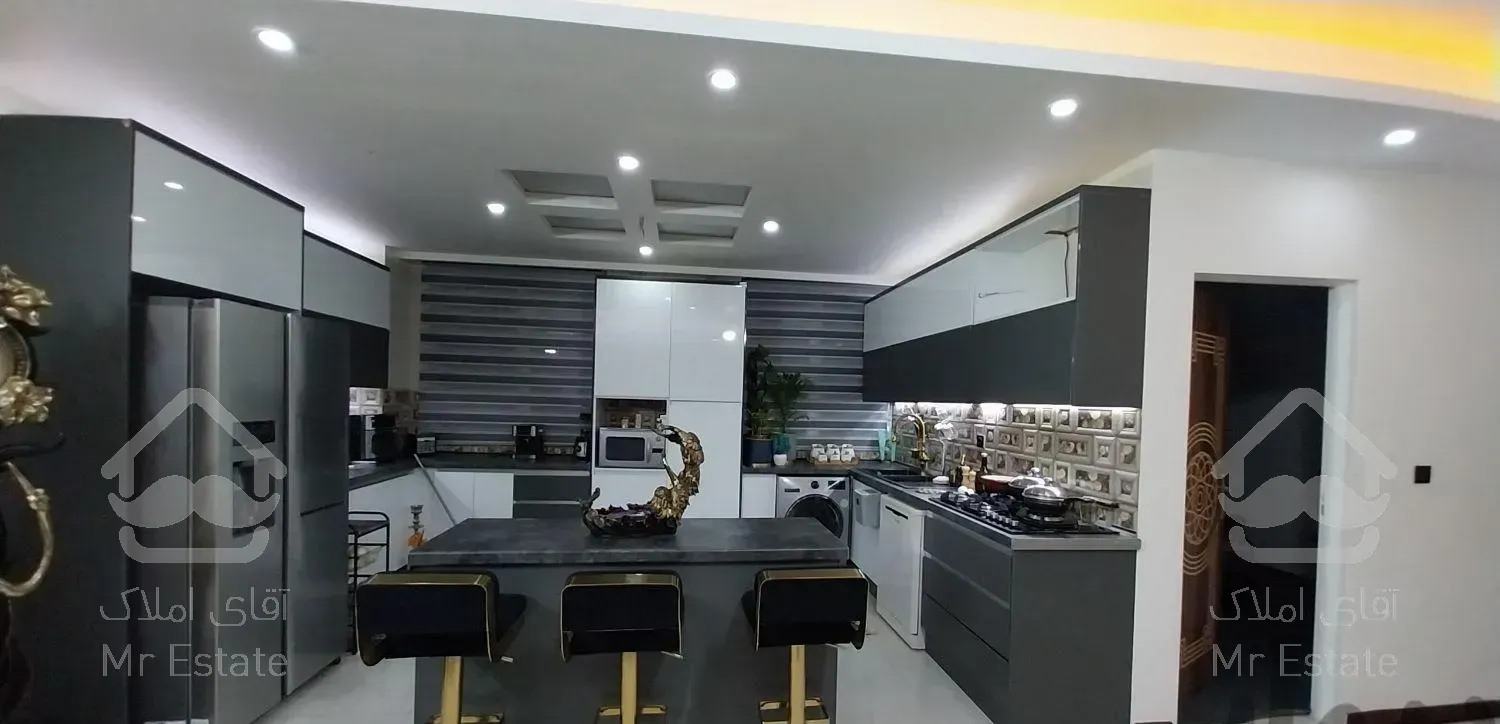 آپارتمان ۱۲۰متری ۲خوابه  خوش نقشه فول امکانات