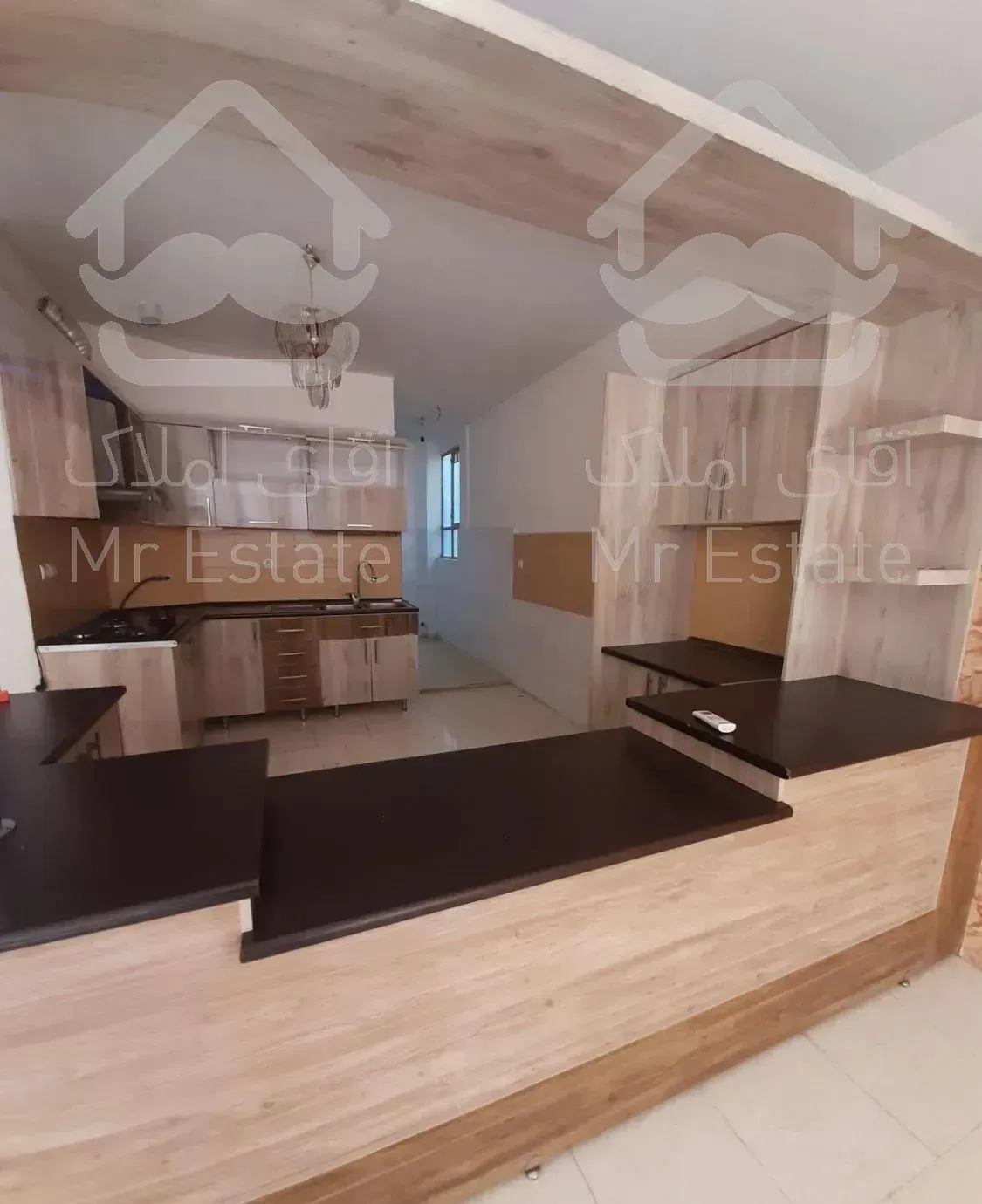 آپارتمان ۱۰۵ متری امیریه۳۷