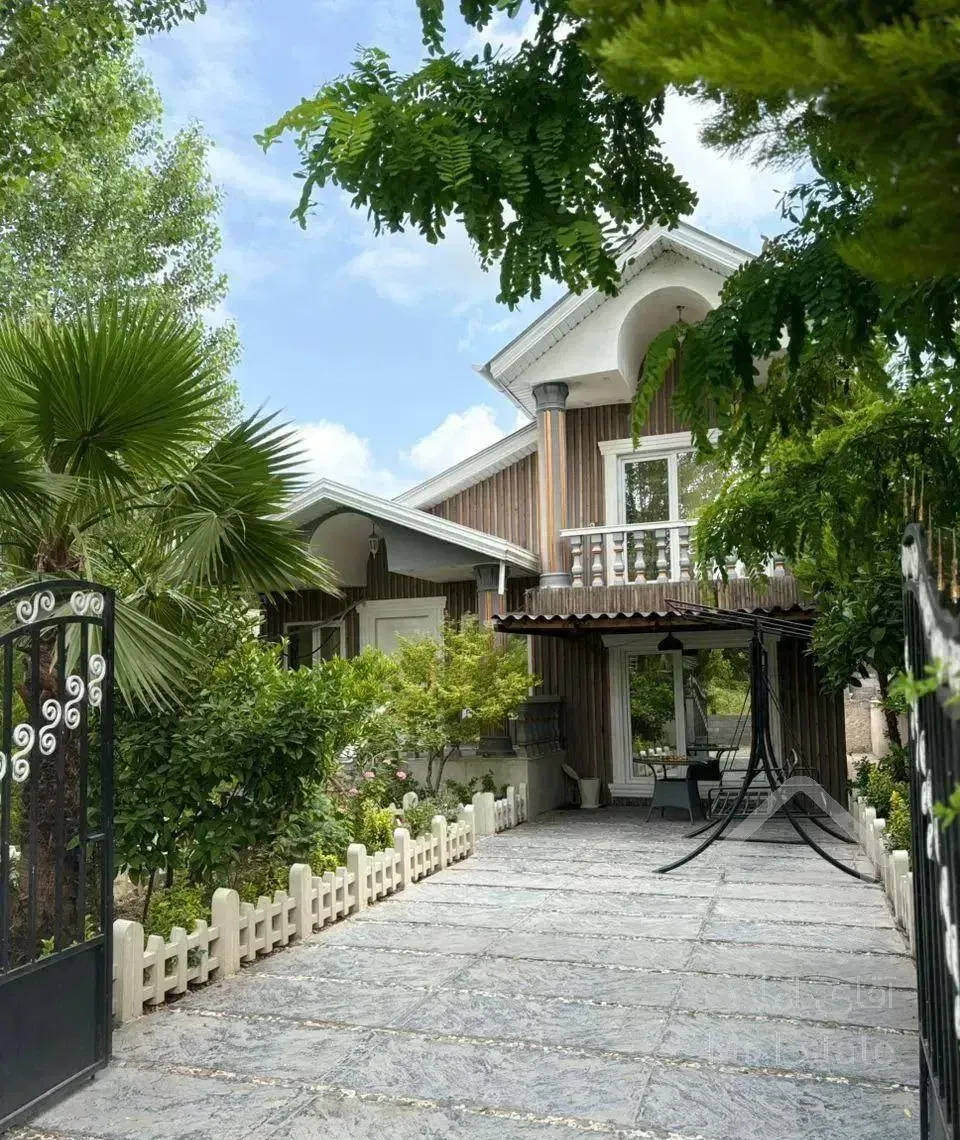 نیم پیلوت کاملا مشجر درختکاری سرسبز ۳۰۰متری