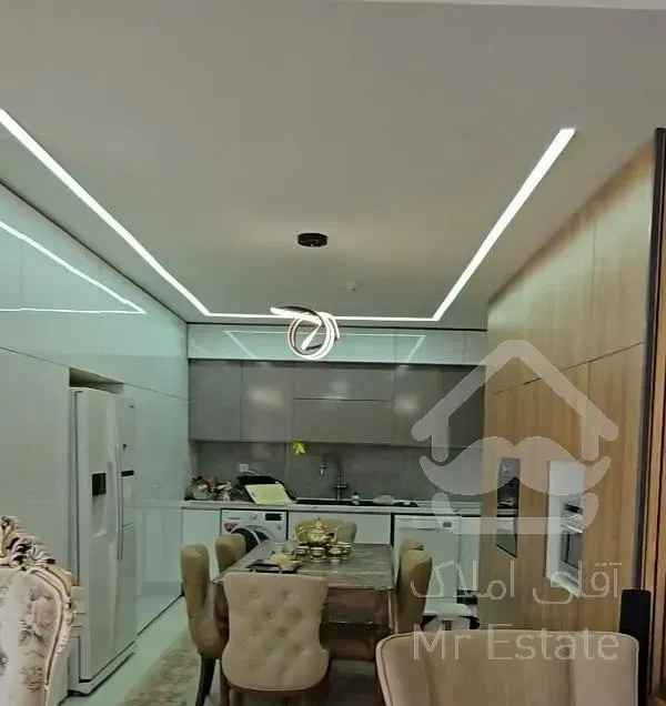 آپارتمان خوش نقشه /تک واحدی ۳خواب