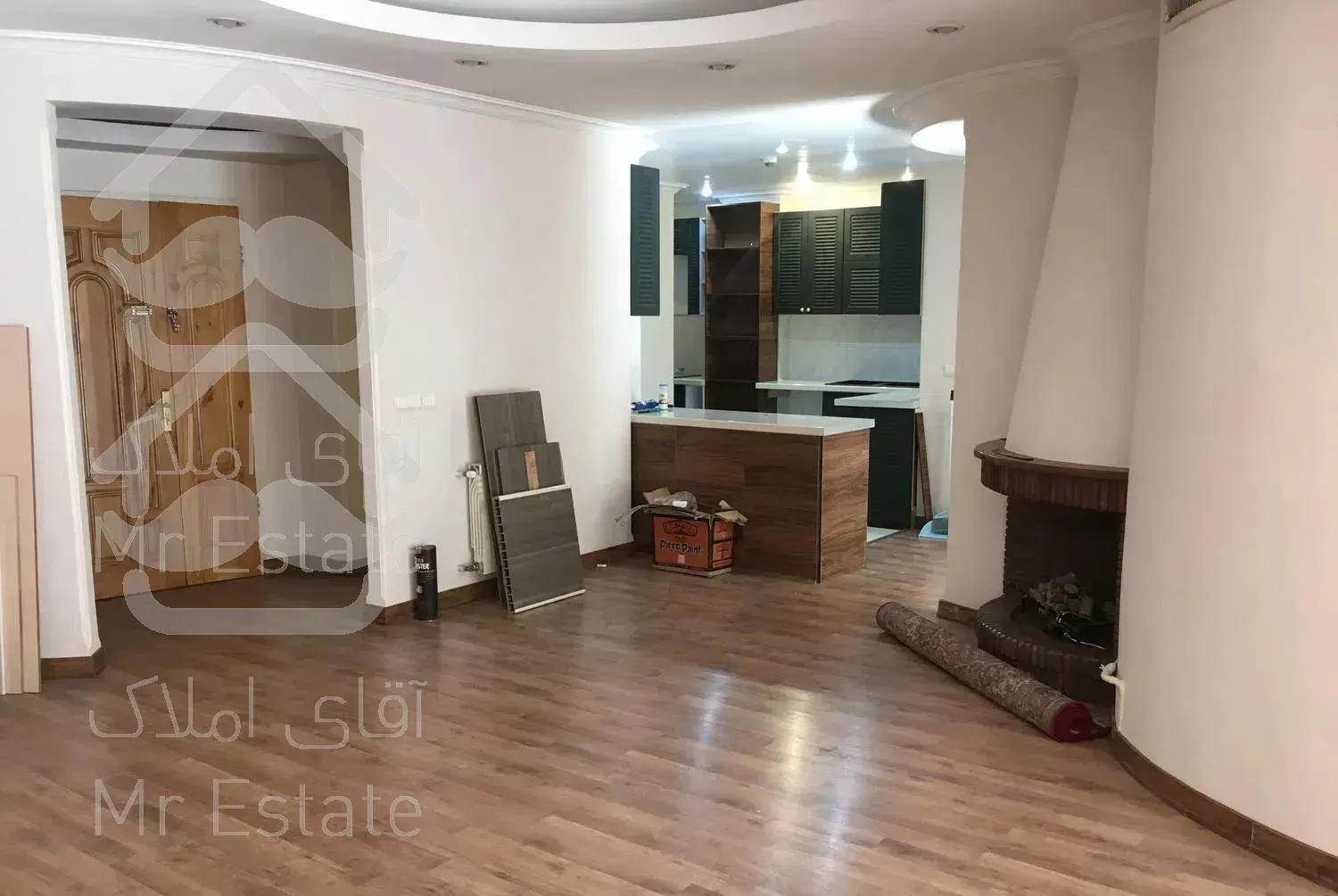 آپارتمان ١٢٠متری دروس/٢خ/١٠٠متر حیاط اختصاصی