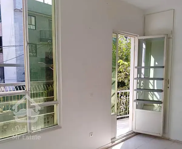 آپارتمان 92 متری دو خوابه عظیمیه (غرق در نور)