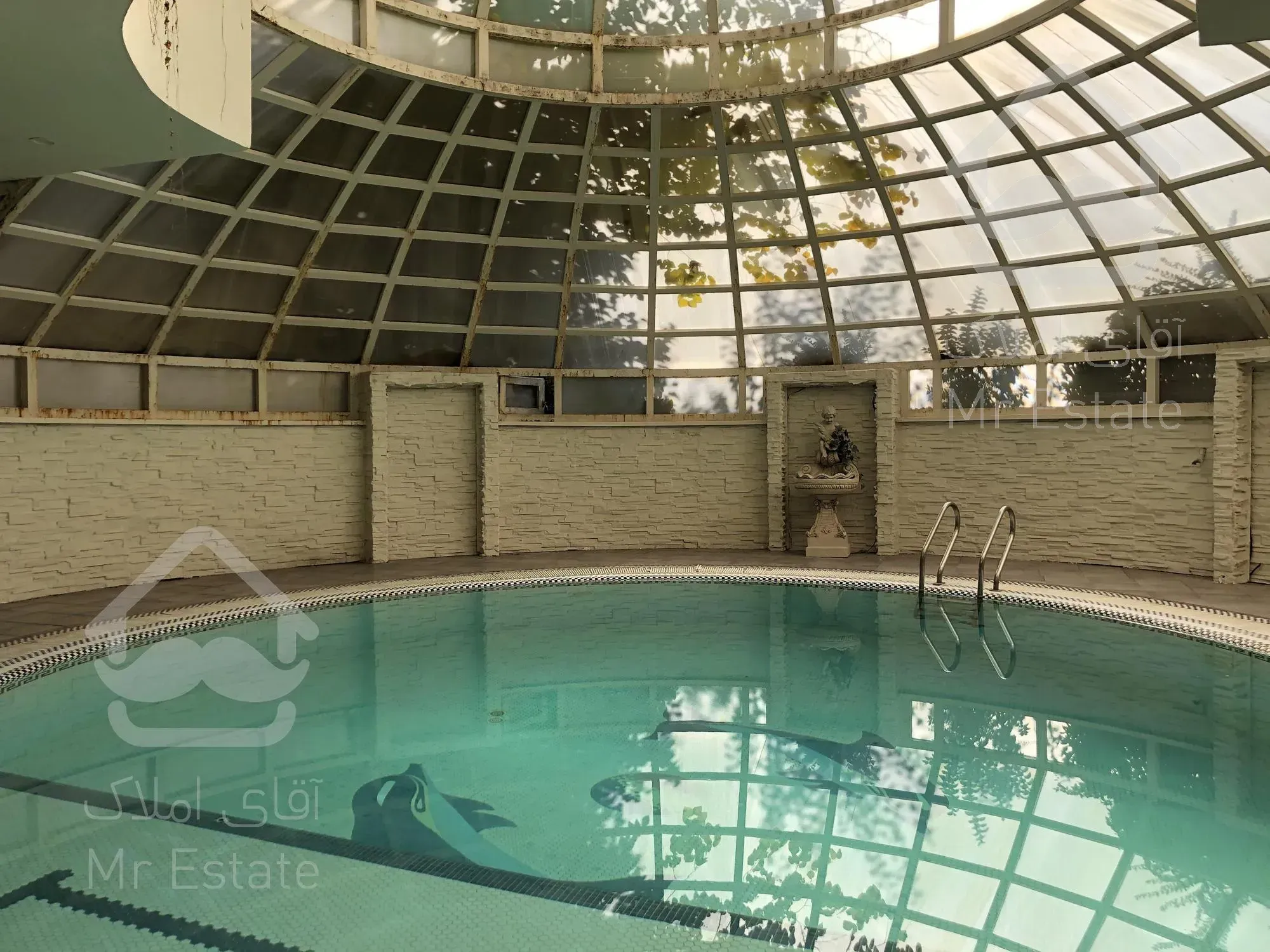 رهن و اجاره آپارتمان ۳۸۵ متری ۵ خوابه فرمانیه