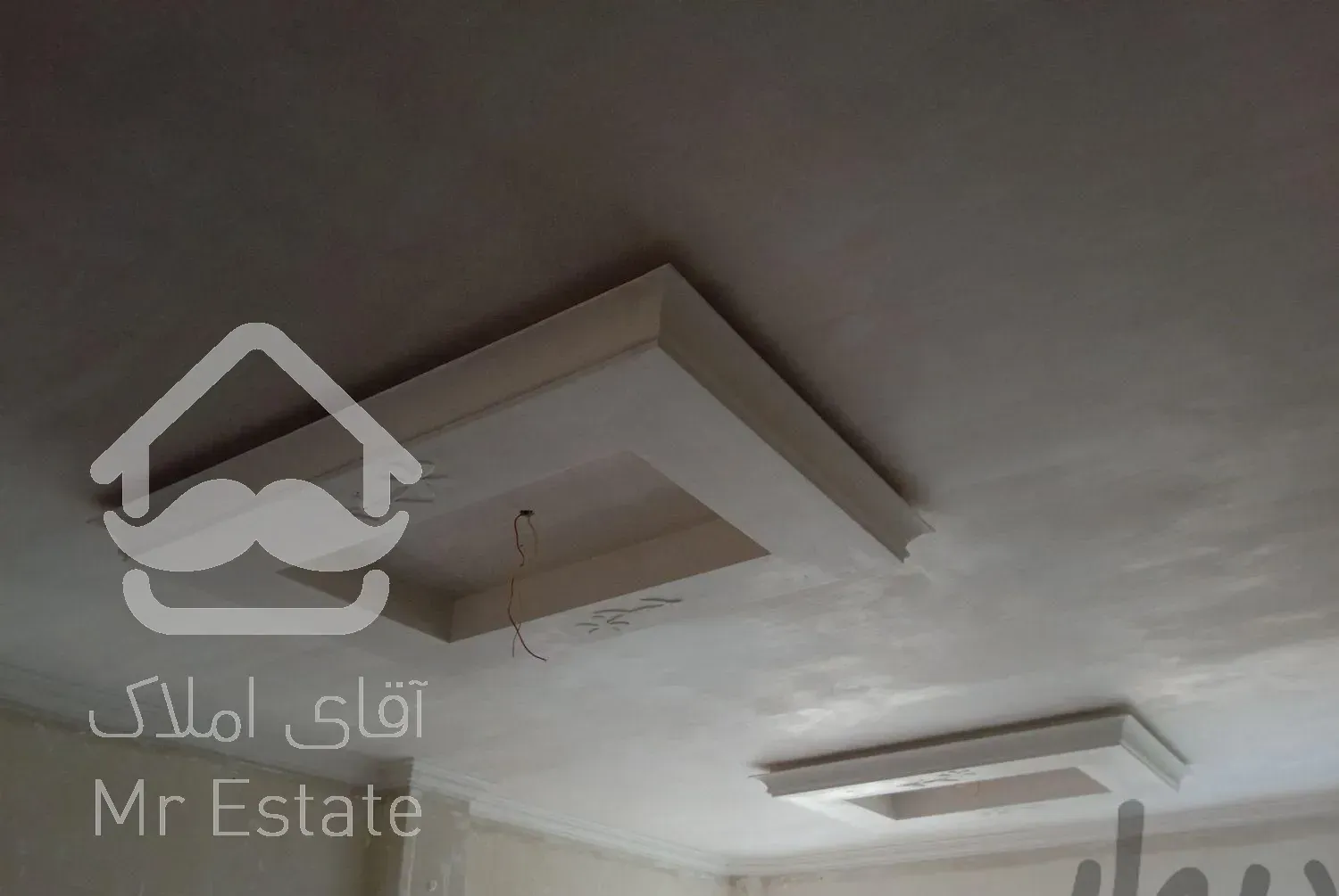 گچکاری و ابزار با طرح های مدرن