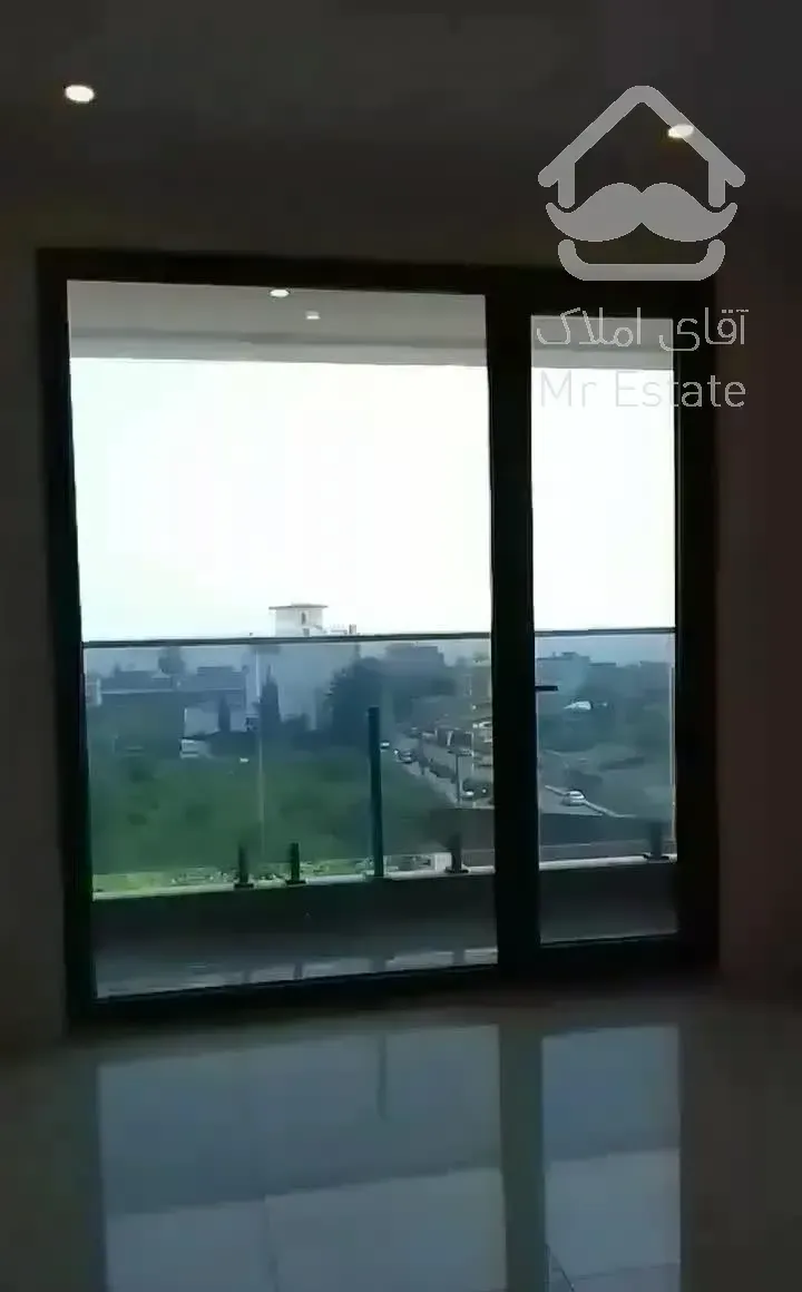 رهن واحد ۱۲۵ متری کلید نخورده ( برج فول مشاعات )