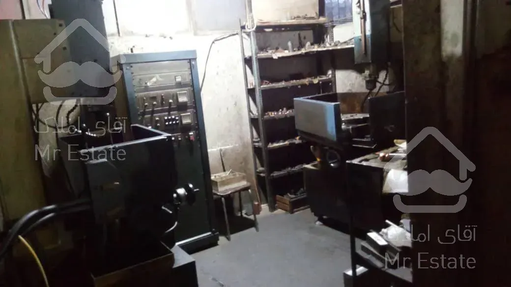 کارخانه صنعتی فعال با بیش از ۳۵ سال سابقه در زمینه قالبسازی صنعتی