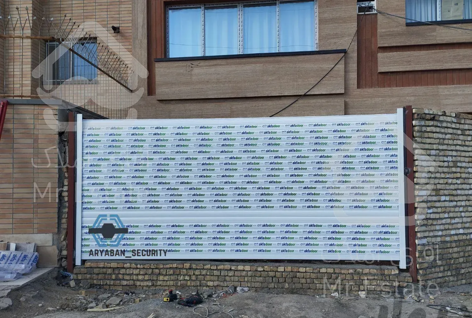 فروش و تعمیر انواع درب های اتوماتیک  کرکره برقی