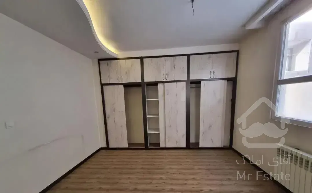 ۱۰۰ متر  ( شهرارا) سالن مربع