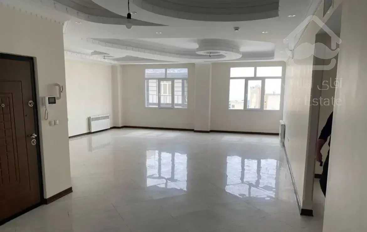 پونک شهرک نفت ۱۶۰ متر سه خواب