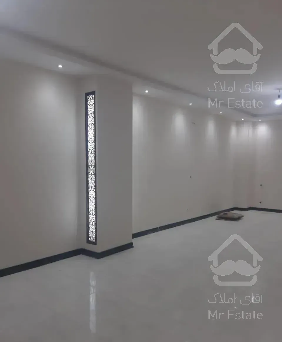 آپارتمان، ۱۱۰ متر  دوخوابه،همکف،سیمرغ