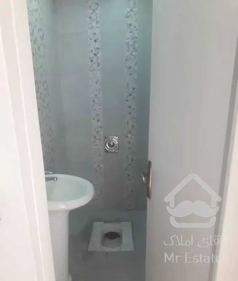 72متر.بالاترپل سیدخندان. طبقه اول