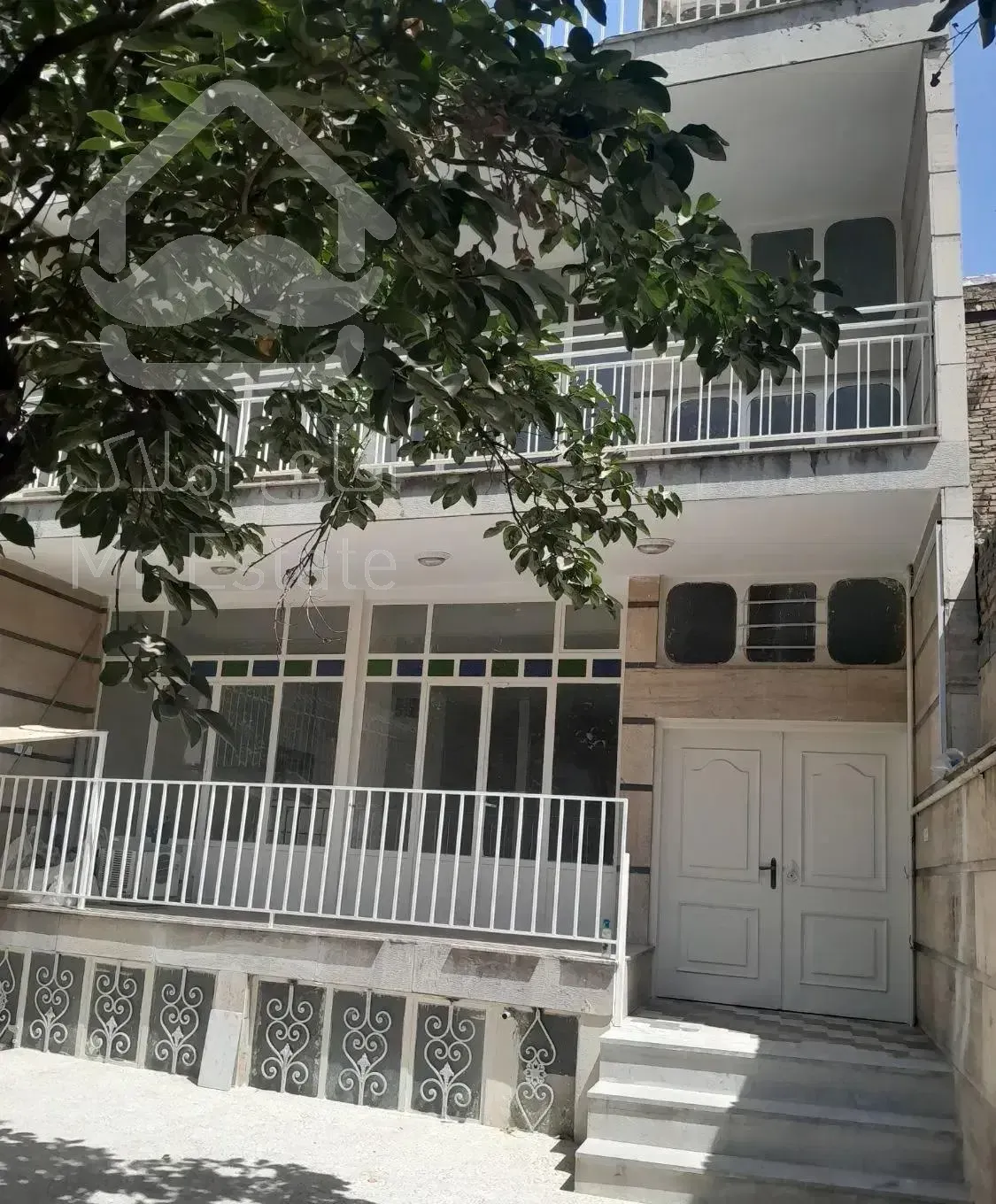 اپارتمان ۱۵۰ متری