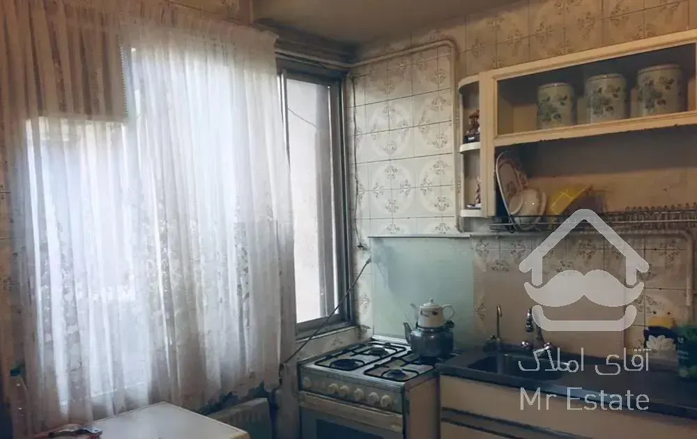 آپارتمان 138 متر سه خواب 2 پارکینگ ایرانشهر جنوبی