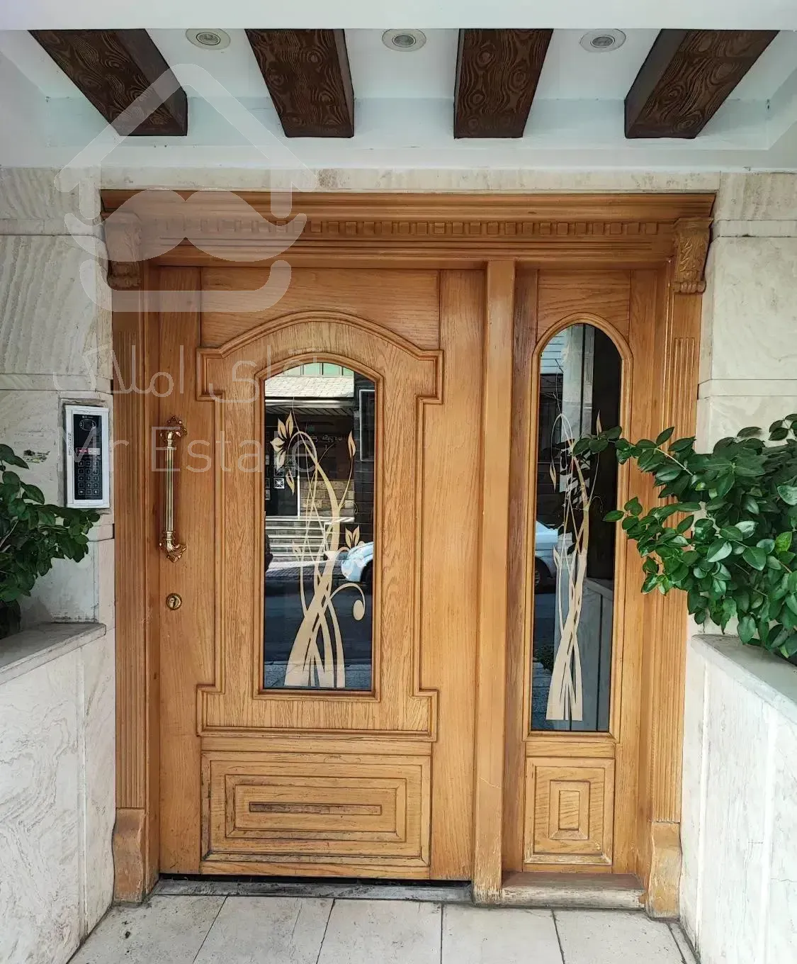 ۱۱۵ متر فول امکانات ۳نبش ۳خواب بازسازی کلید نخورده