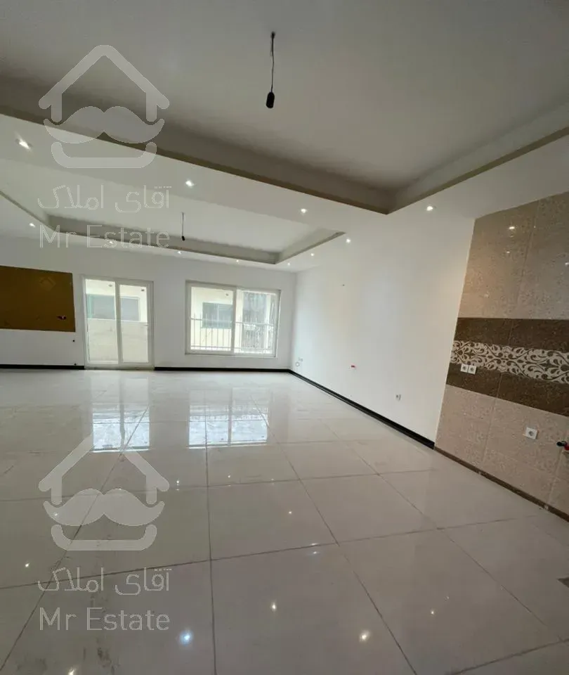 آپارتمان شیک نوساز کلیدنخورده۱۸۰متری