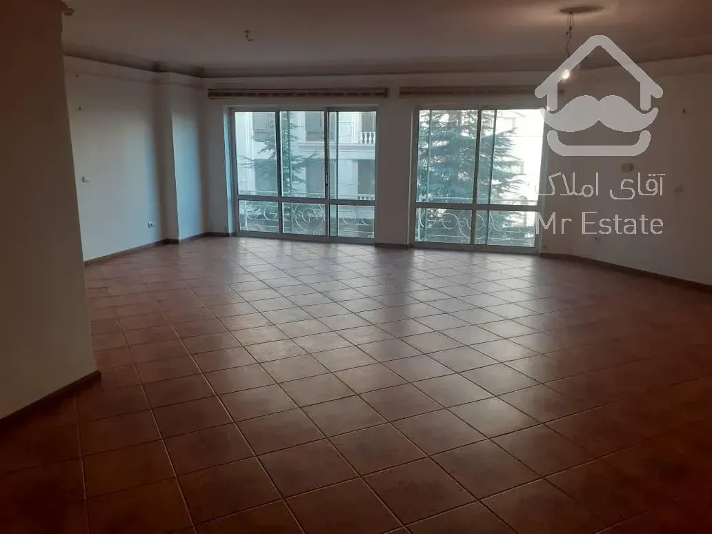 اجاره و رهن آپارتمان زعفرانیه 260  متر شیک