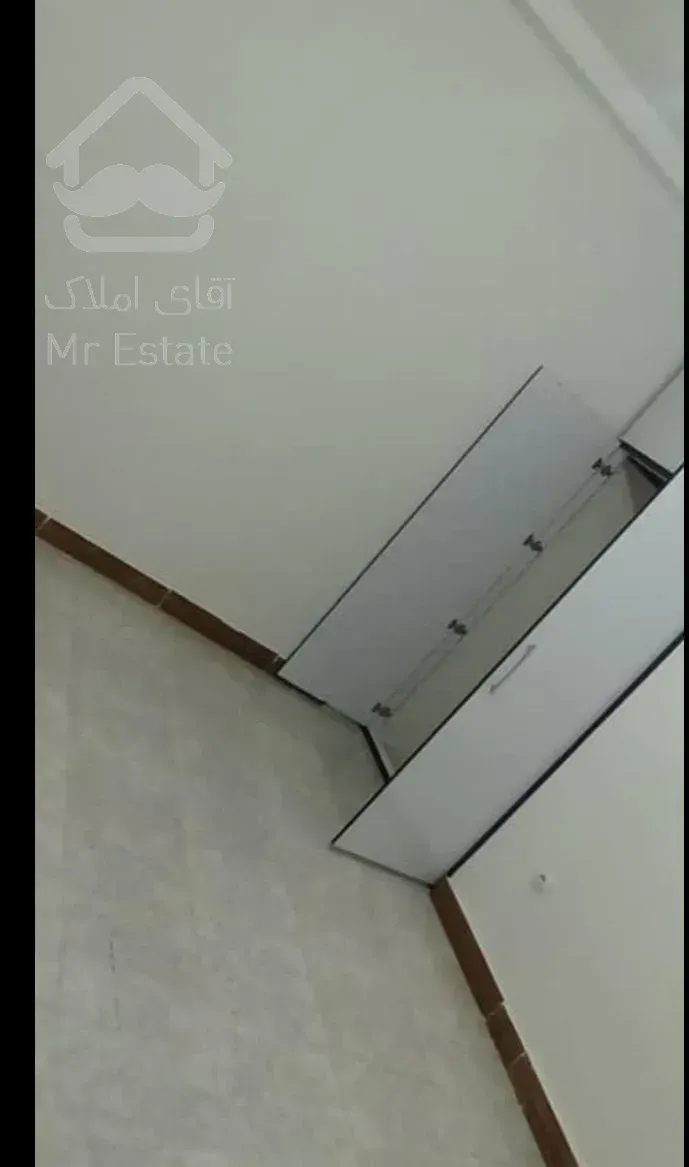 آپارتمان ۹۰ متری طاق گستران