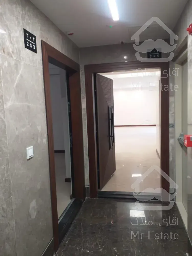 اجاره و رهن دفتر کار سند اداری جردن 105  متر لوکس