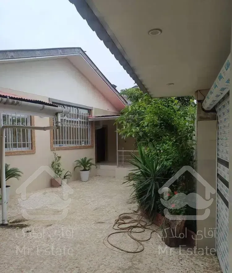 فروش ویلا شهری ۳۳۰ متری سند دار