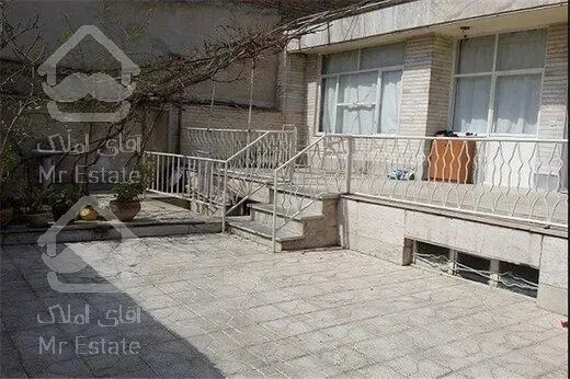 135 متر ویلایی بهترین لوکیشن اختیاریه