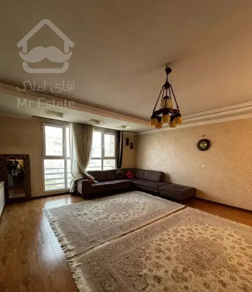 ۶۵متر/خوش نقشه/تک واحدی/طبقه اول/غرق نور