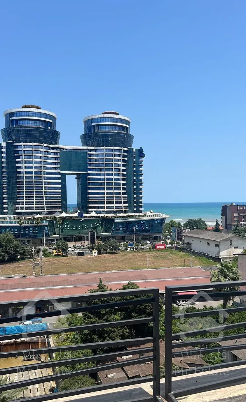 اپارتمان مدرن روبروی برج ها عظیم زاده