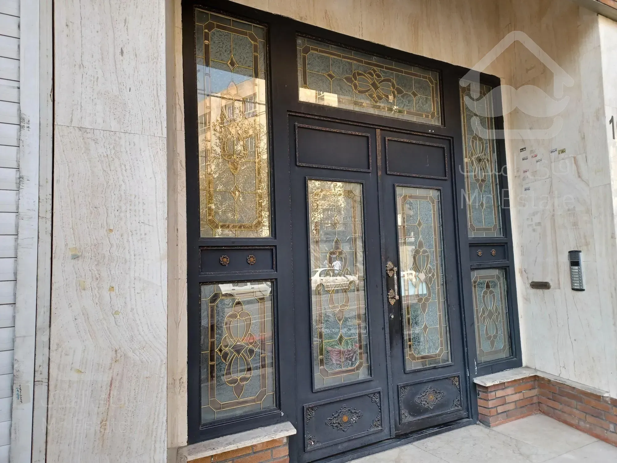 اجاره مستغلات سند اداری فوق العاده شیک صادقیه