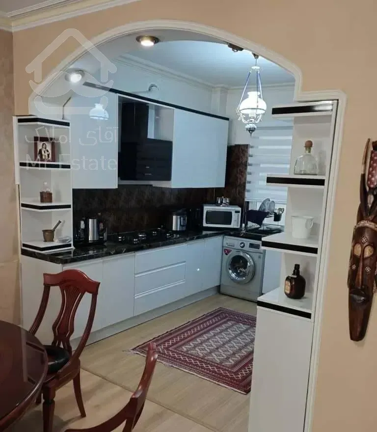 آپارتمان ۱۱۰متری ظفر نور جنوب