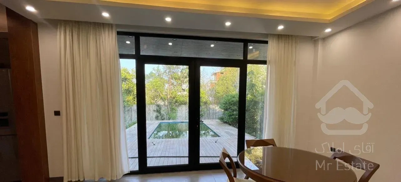 اخانه ویلایی ۱۸۰ متری فول فرنیش استخردار در چابکسر